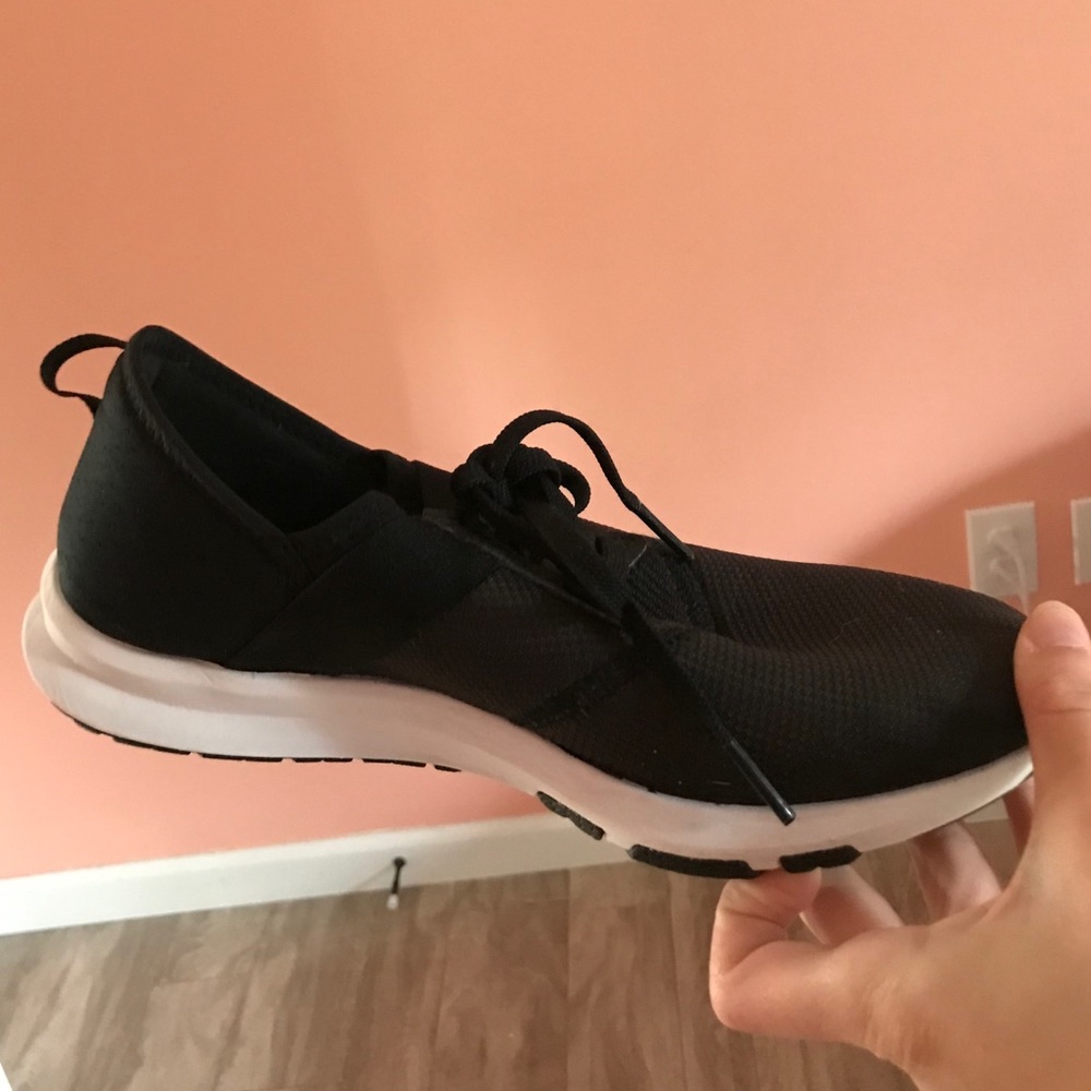 Shoes - Picture 2 of 3